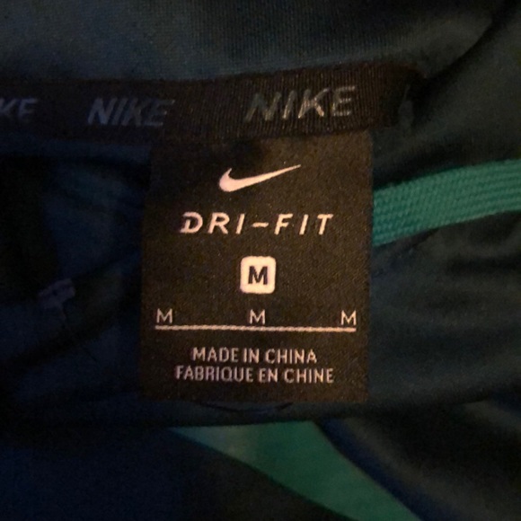 Nike dry fit sweatshirt - Picture 3 of 3